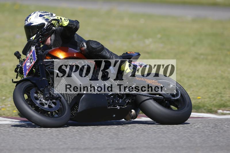 /10 20.04.2026  Pluess Moto Sport ADR/Freies Fahren/88-1